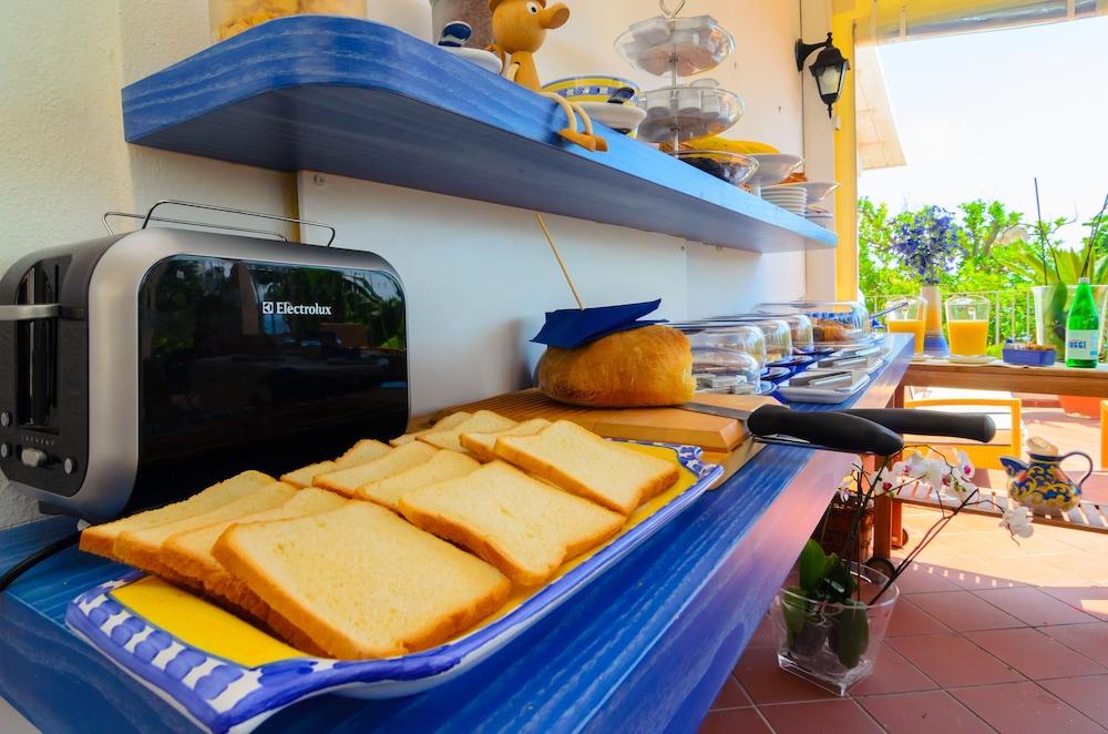 Albergo Villa Giusto Barano d'Ischia Exterior photo