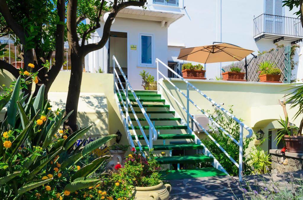 Albergo Villa Giusto Barano d'Ischia Exterior photo